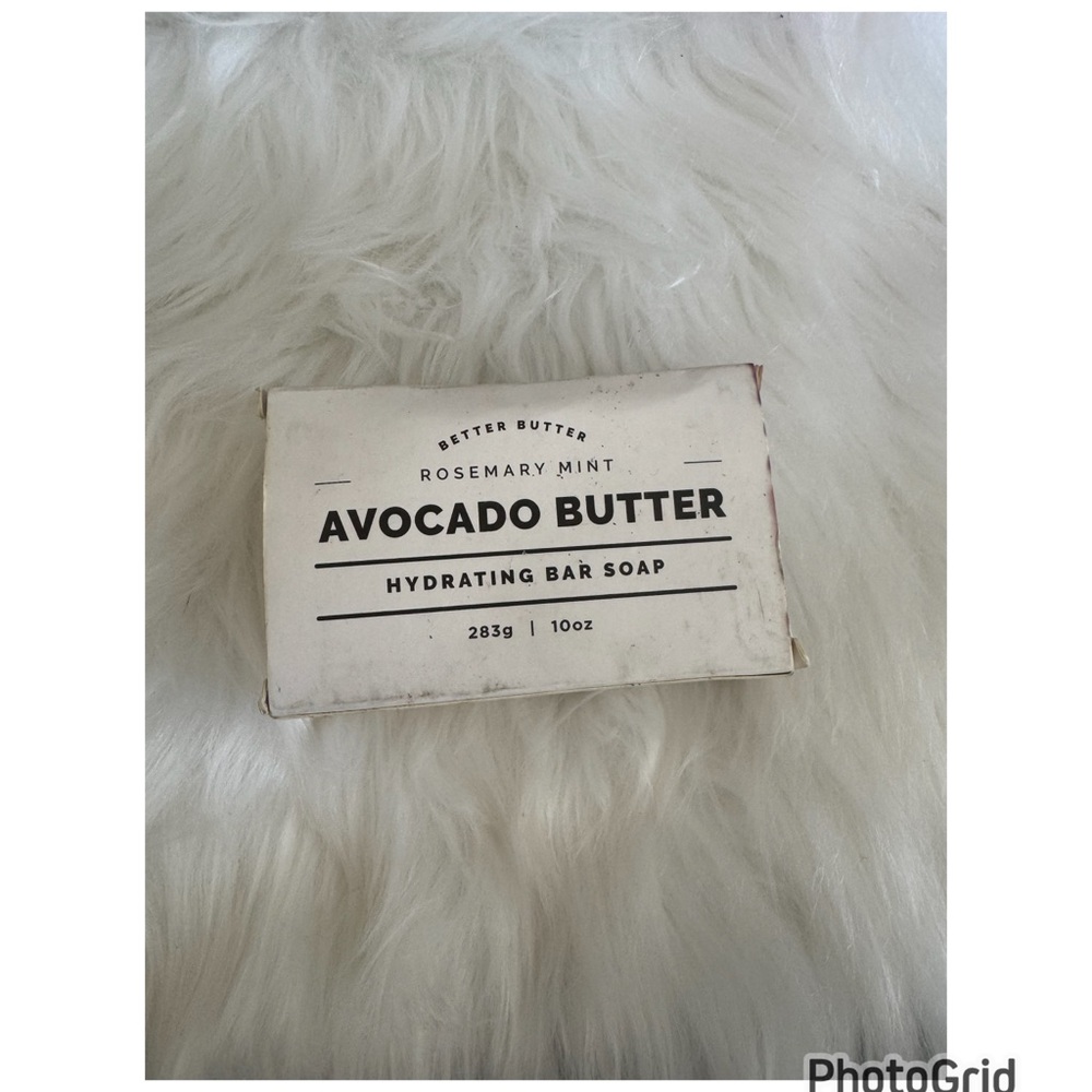 Avocado Butter Hydrating Bar Soap - White